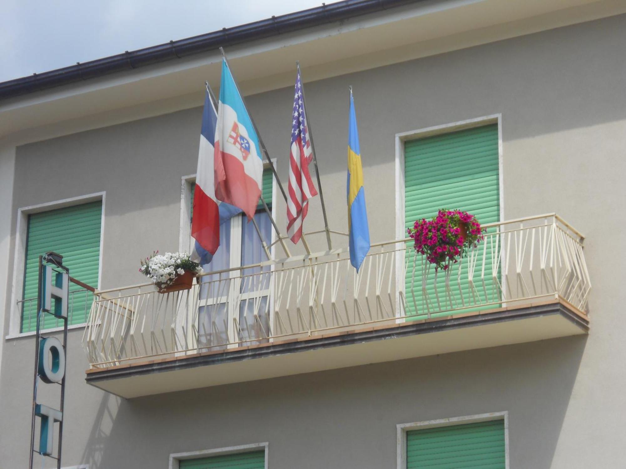 Albergo Belvedere Borghetto di Vara Exterior foto